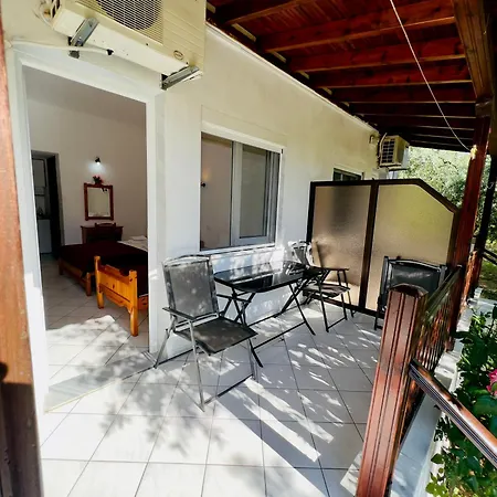 Elena * Skala Rachoni (Thasos)